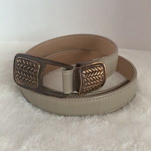 Carlisle Women’s Karen Callan brass buckle